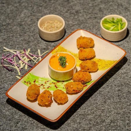 Stay Studio Hotel & Residences グルガウン エクステリア 写真
