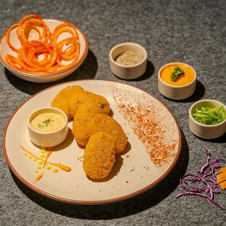 Stay Studio Hotel & Residences グルガウン エクステリア 写真