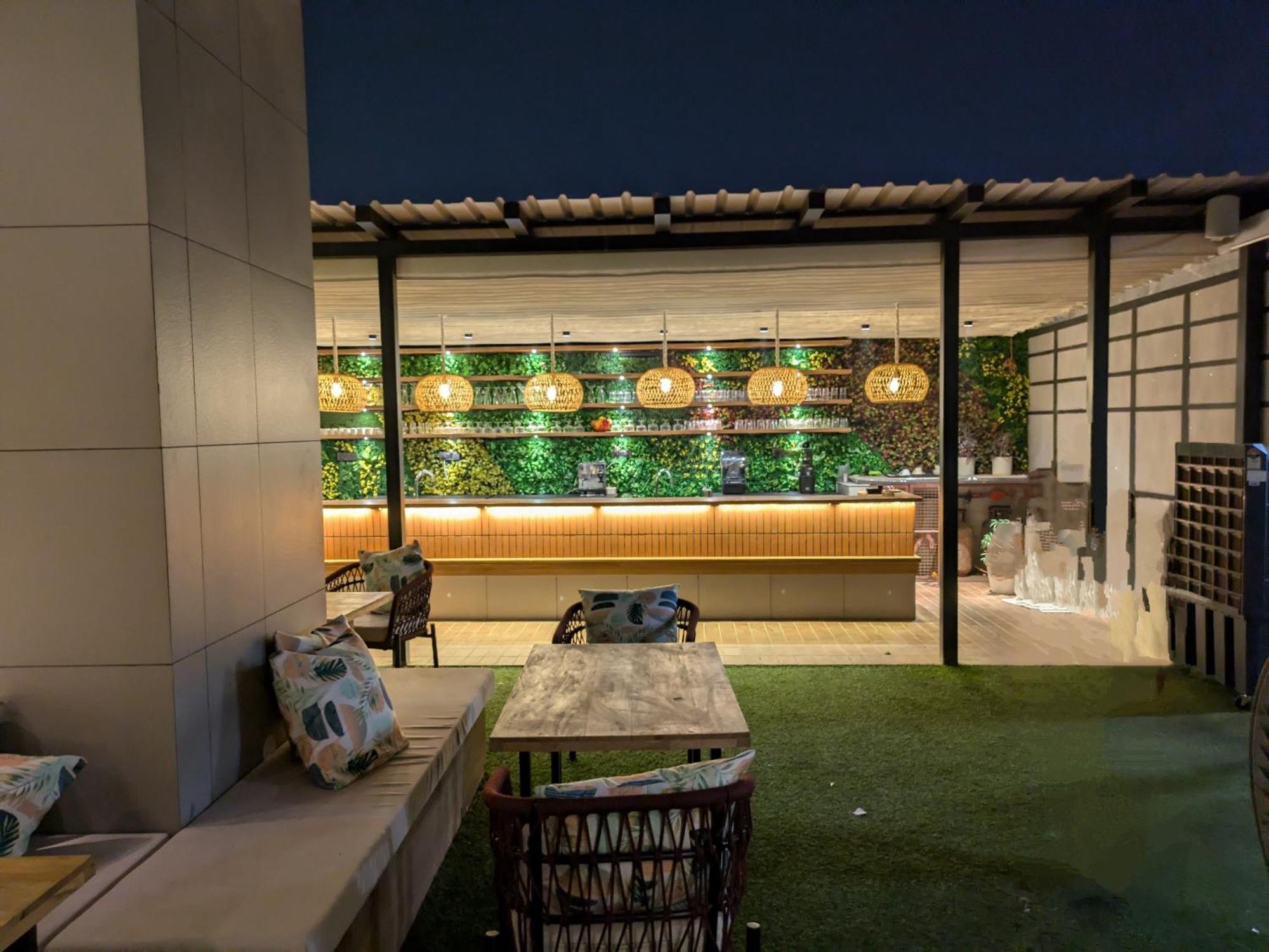 Stay Studio Hotel & Residences グルガウン エクステリア 写真
